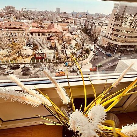 Appartamento City View Studio In The Heart Of Bucarest Esterno foto