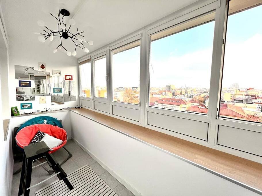 Appartamento City View Studio In The Heart Of Bucarest Esterno foto